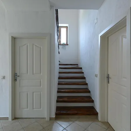 La Vita Villa Cabrunici